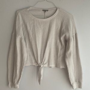 🦋 3/$15 Charlotte Russe tie-front white top